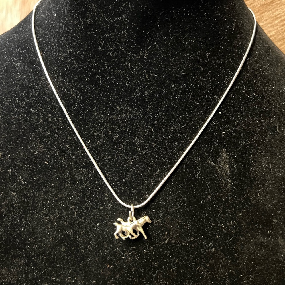 Elegant 925 Silver  Horse Pendant Necklace